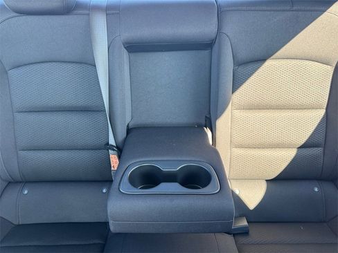 Used 2024 Chevrolet Malibu LT image 19