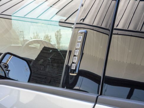 Used 2022 Ford F250 Lariat w/ Lariat Ultimate Package image 51