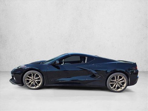 Used 2025 Chevrolet Corvette Stingray Preferred Cpe w/ 2LT RWD image 8