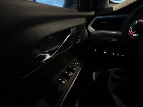 Used 2021 GMC Acadia SLT w/ Technology Package image 22