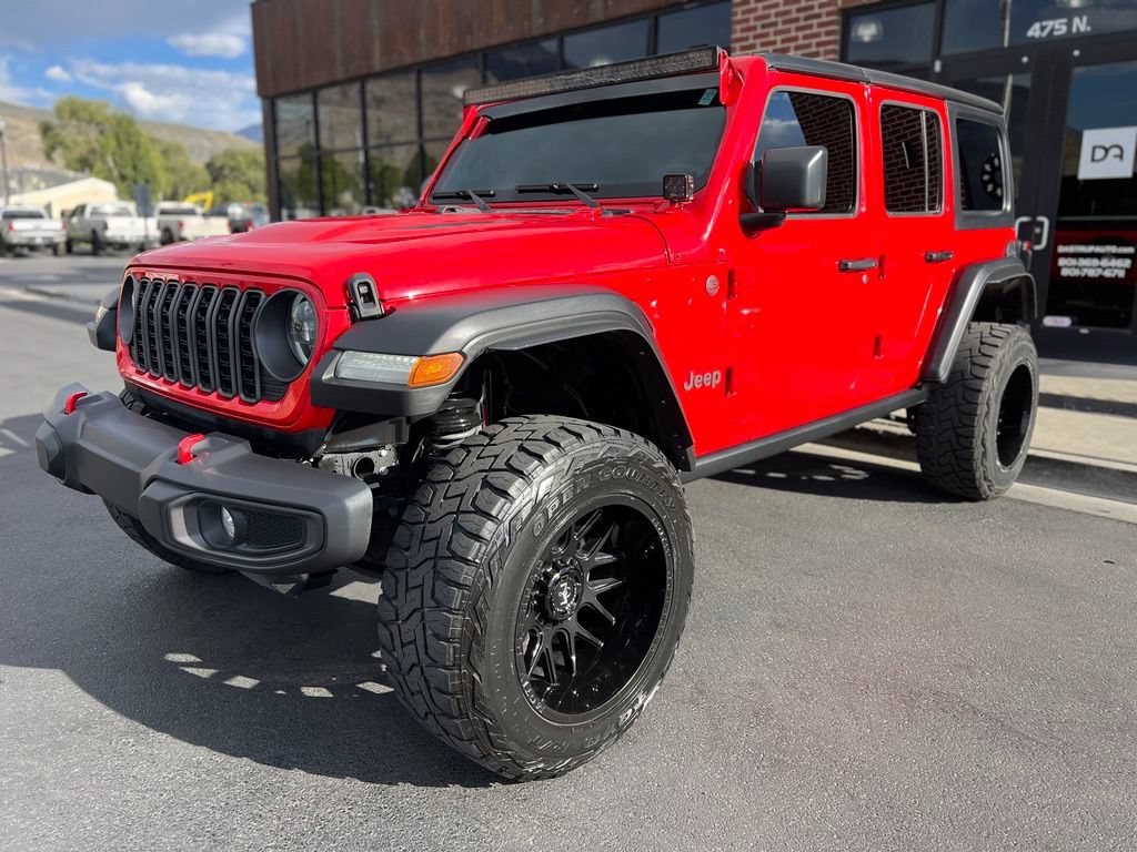 Used 2024 Jeep Wrangler Unlimited Rubicon w/ XTREMEE 35" Tire Package AWD/4WD image 8