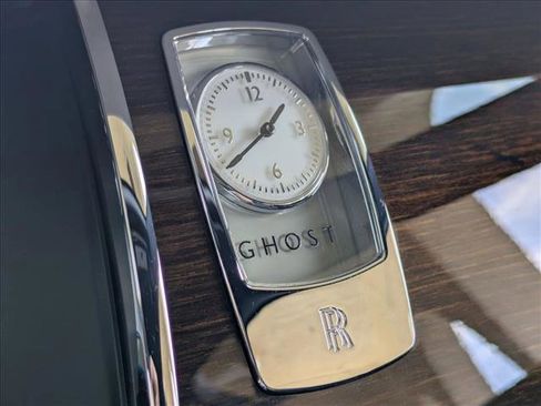 Used 2018 Rolls-Royce Ghost image 21