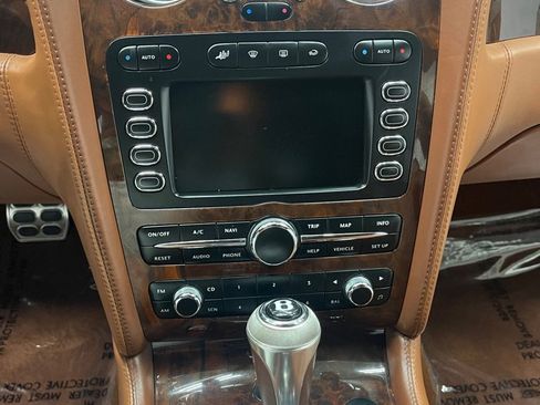 Used 2006 Bentley Flying Spur Flying Spur image 25