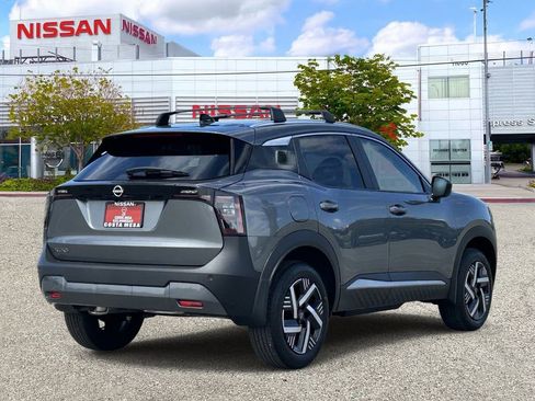 New 2026 Nissan Kicks SV w/ Charging Package image 4