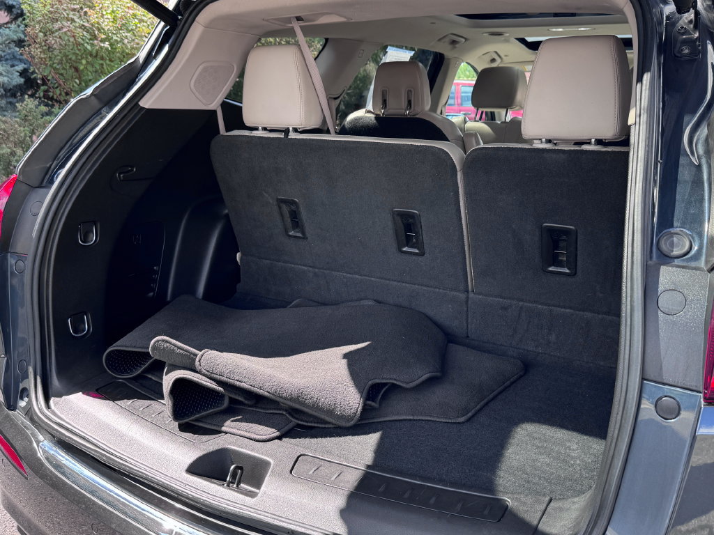 Used 2018 Buick Enclave Premium AWD/4WD image 14