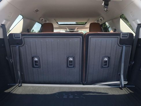 New 2026 Nissan Pathfinder Platinum AWD/4WD image 25