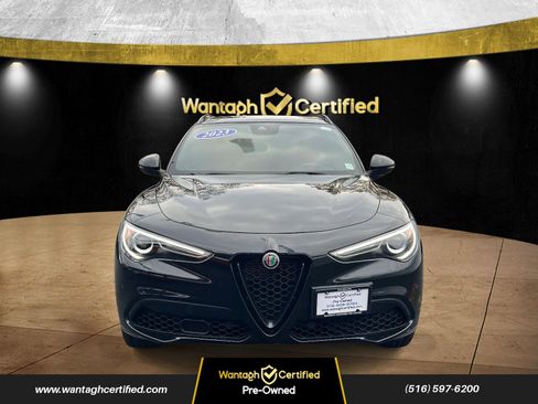 Used 2023 Alfa Romeo Stelvio Veloce image 2