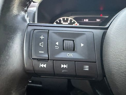 Used 2021 Nissan Rogue SL w/ Premium Package image 17