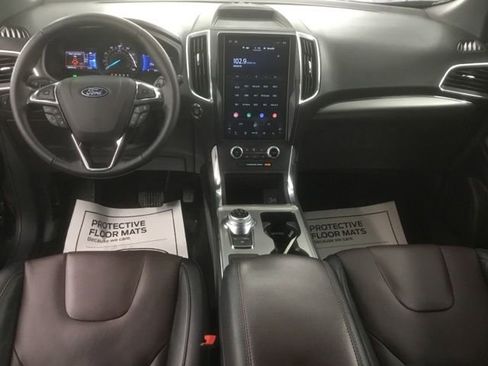 Used 2022 Ford Edge Titanium w/ Equipment Group 301A image 12