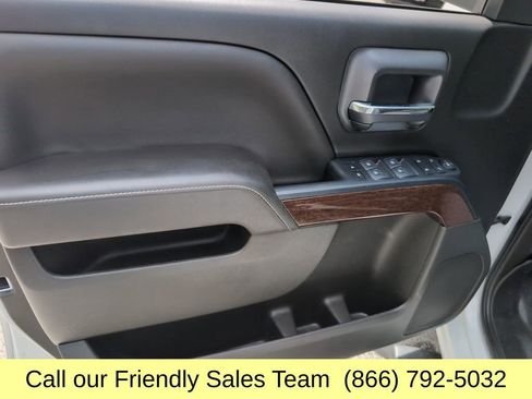 Used 2018 GMC Sierra 1500 SLE w/ SLE Value Package AWD/4WD image 13