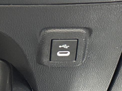 Used 2025 Toyota Corolla LE FWD image 17