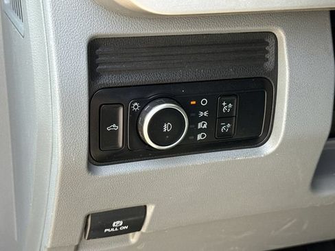 Used 2023 Ford F250 XLT w/ FX4 Off-Road Package AWD/4WD image 22