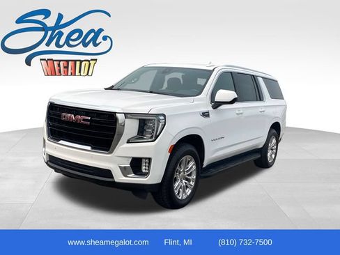 Used 2021 GMC Yukon XL SLE w/ Gmc Pro Safety Plus Package AWD/4WD image 1