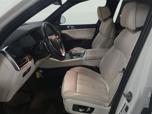 Used 2019 BMW X5 xDrive40i w/ Executive Package image 7