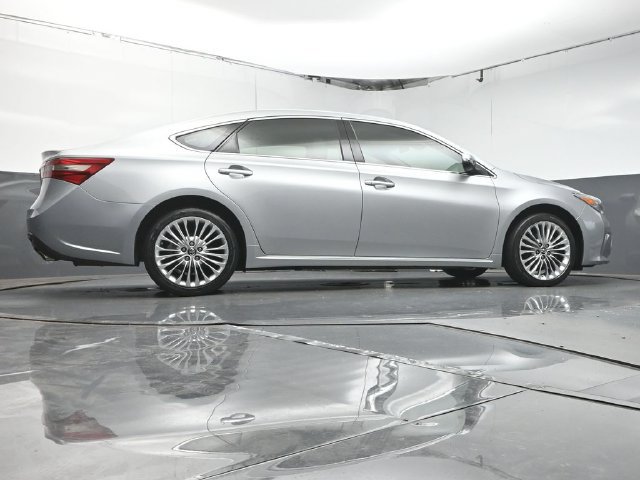 Used 2016 Toyota Avalon Limited w/ Toyota Safety Sense Package FWD image 42