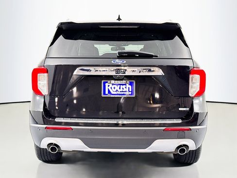 Used 2020 Ford Explorer Limited AWD/4WD image 6