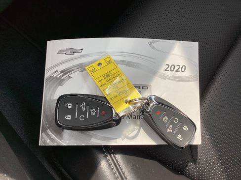 Used 2020 Chevrolet Camaro SS image 21