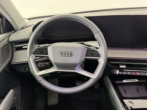 New 2026 Audi Q3 quattro 2.0T w/ Driver Assistance Package AWD/4WD image 18
