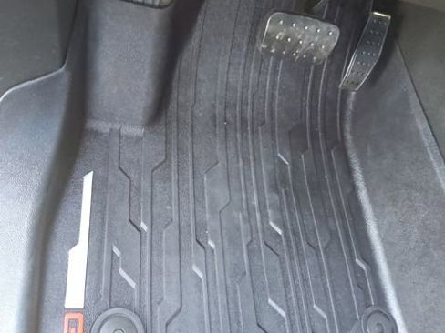 Used 2019 GMC Acadia SLT w/ LPO, Floor Liner Package AWD/4WD image 12