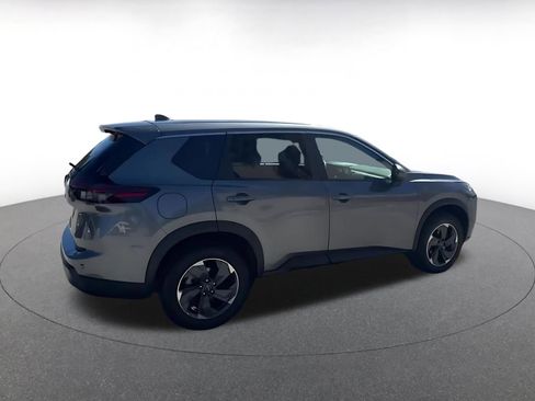 Used 2025 Nissan Rogue SV image 15