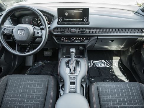 Certified 2025 Honda HR-V Sport image 18