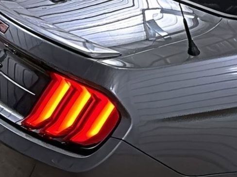 Used 2021 Ford Mustang Premium image 13