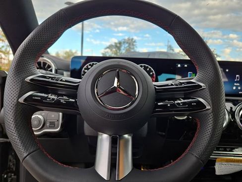 New 2025 Mercedes-Benz CLA 250 4MATIC image 18