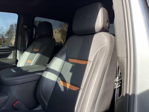 Used 2024 GMC Sierra 2500 AT4 w/ Technology Package image 25