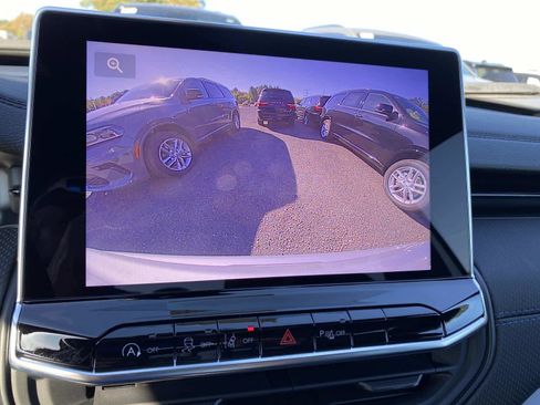 New 2026 Jeep Compass Limited image 9