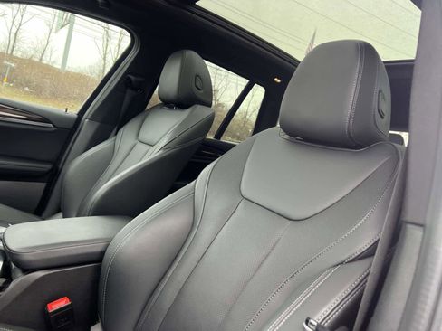 Used 2023 BMW X3 xDrive30i w/ Premium Package image 10