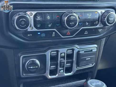 Used 2023 Jeep Wrangler Unlimited w/ Cold Weather Group AWD/4WD image 27