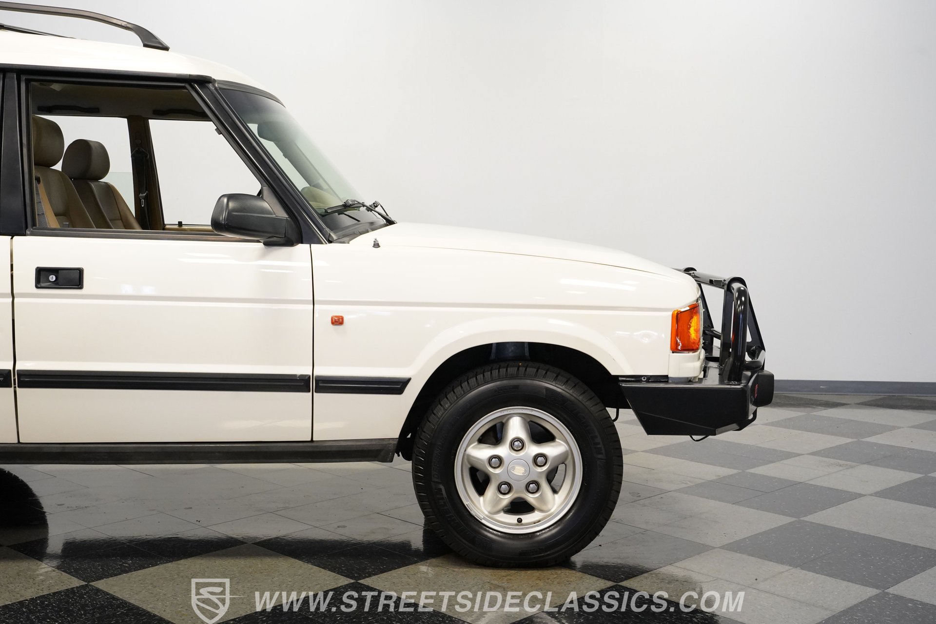 Used 1996 Land Rover Discovery AWD/4WD image 31