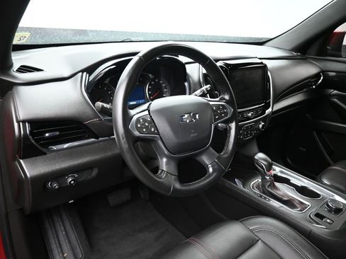 Used 2023 Chevrolet Traverse RS image 13