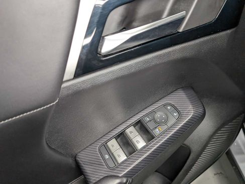 Used 2022 Mitsubishi Outlander SE AWD/4WD image 39