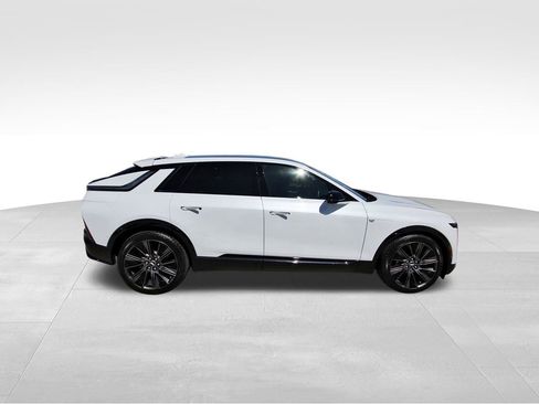 New 2026 Cadillac Lyriq Signature Sport image 5