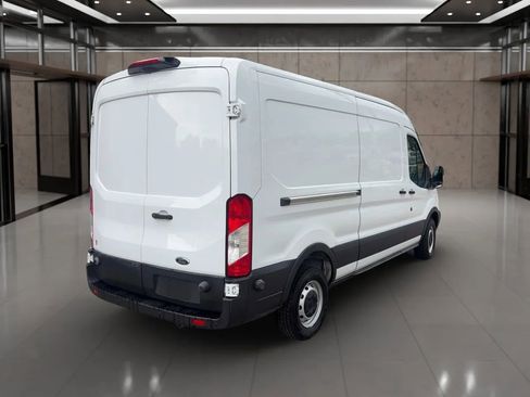 Used 2019 Ford Transit 250 148 Medium Roof RWD image 6