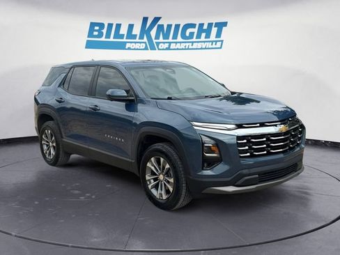 Used 2025 Chevrolet Equinox LT w/ Safety and Technology Package FWD image 7