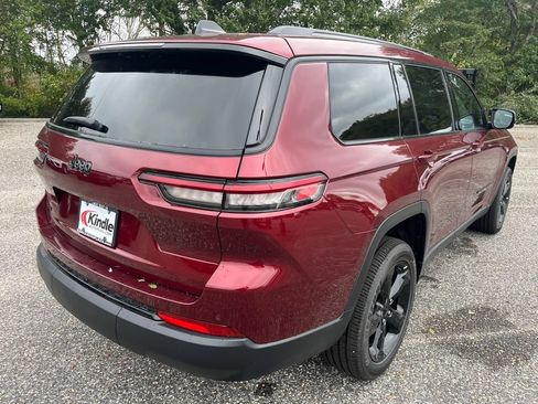 New 2025 Jeep Grand Cherokee L Altitude AWD/4WD image 26