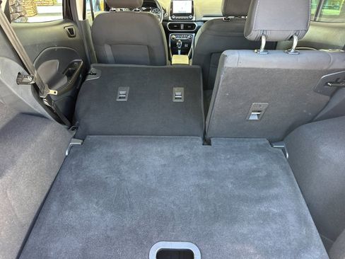 Used 2020 Ford EcoSport SE w/ SE Convenience Package image 16