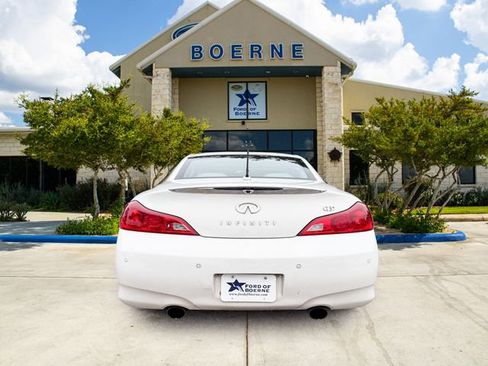 Used 2012 INFINITI G37 Convertible w/ Premium Pkg RWD image 4