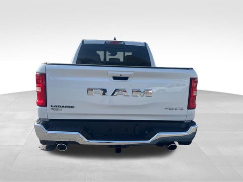 New 2026 RAM 1500 Laramie AWD/4WD image 4