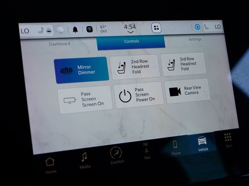 Used 2022 Jeep Wagoneer Series III w/ Rear Seat Video Group 1 image 30