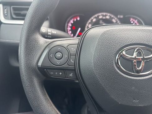 Used 2024 Toyota RAV4 XLE w/ Convenience Package FWD image 16