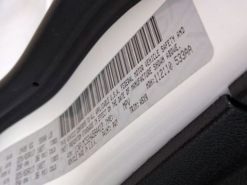 Used 2017 Jeep Cherokee Latitude w/ Safety/Convenience Group image 33