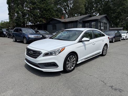 Used 2015 Hyundai Sonata Sport FWD image 2