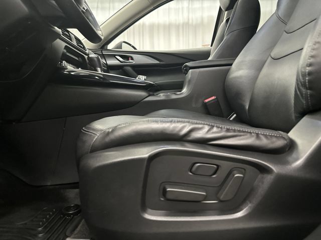 Used 2018 MAZDA CX-9 Touring w/ Touring Premium Package AWD/4WD image 16