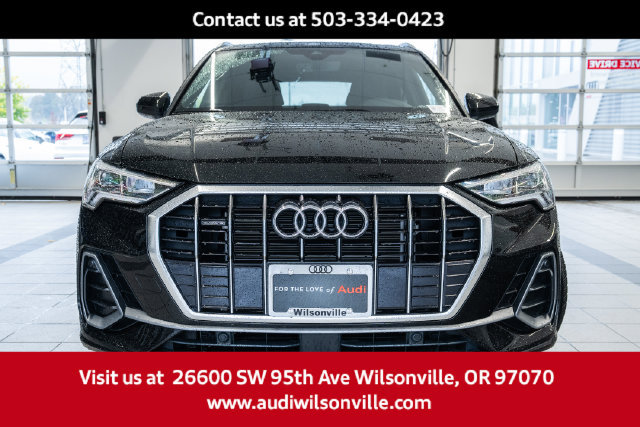 Used 2024 Audi Q3 2.0T Premium AWD/4WD image 2