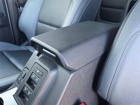 Used 2024 Ford Bronco Big Bend image 11