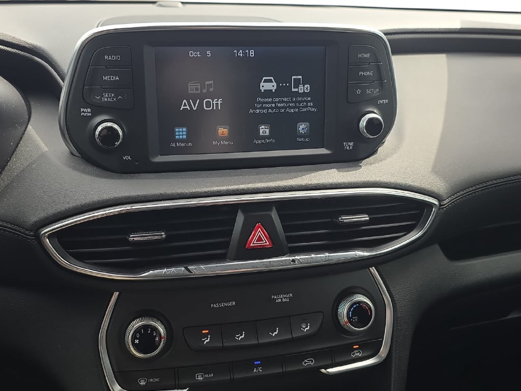 Used 2019 Hyundai Santa Fe SE FWD image 19