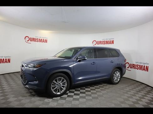 Used 2024 Toyota Grand Highlander AWD image 5